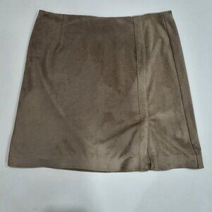 Guess coastal cowgirl flirty minimalist quiet luxury faux suade mini skirt